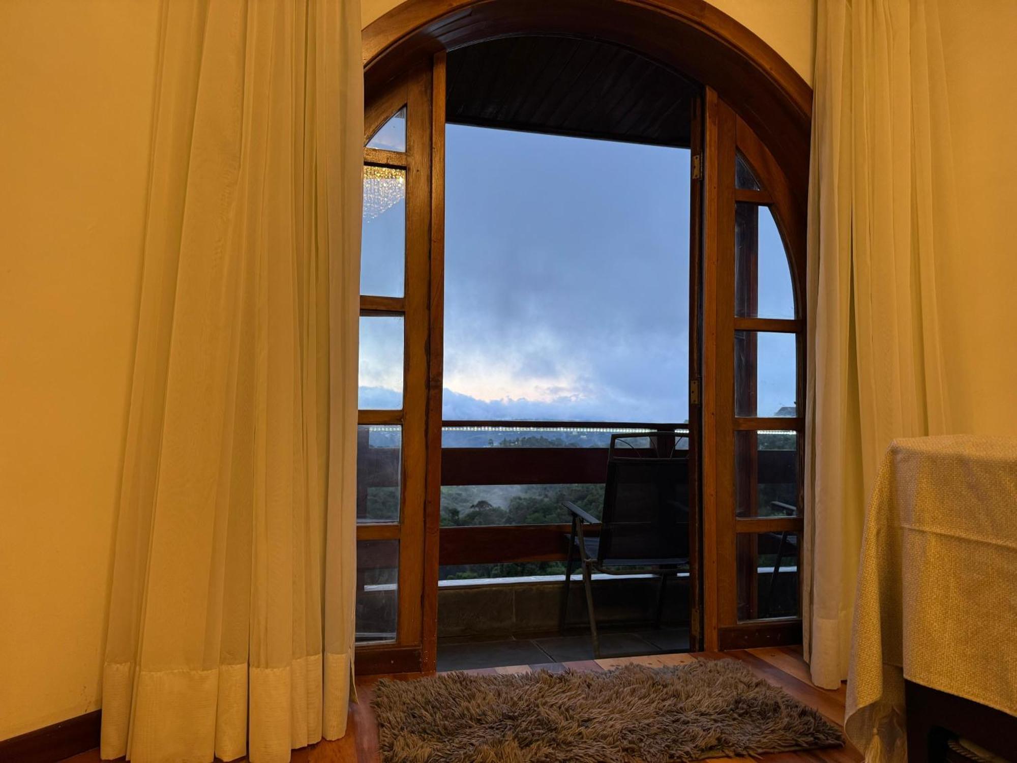 Quatre Saisons Apartment Campos do Jordao
